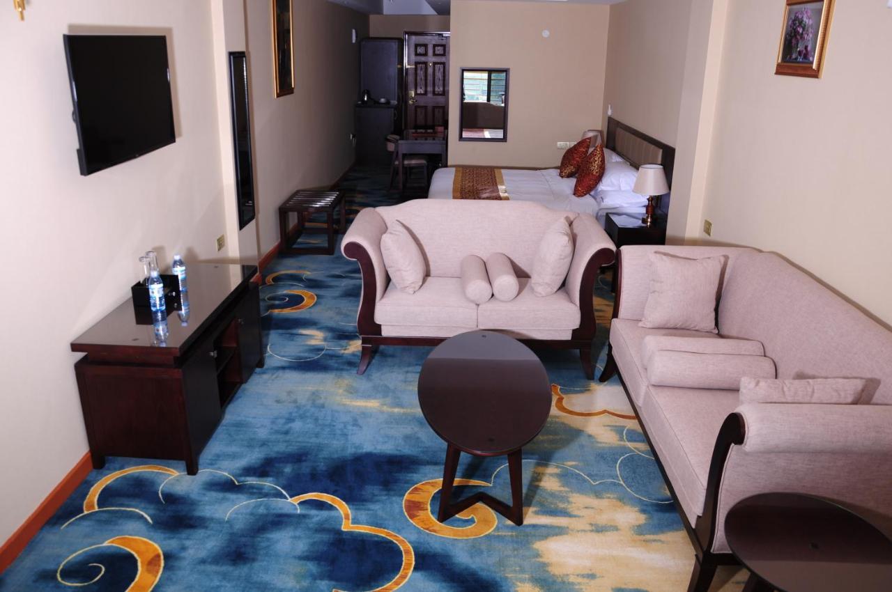 Hotel Triangle Mbarara Ngoại thất bức ảnh